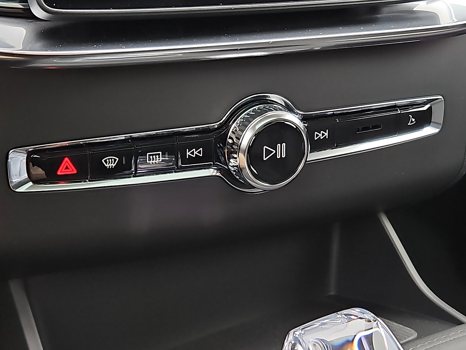 New 2026 Volvo XC90 T8 Ultra w/ Protection Package Premier image 14