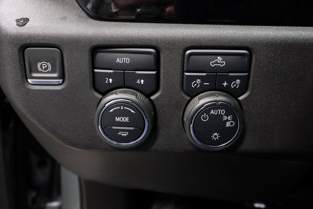 Used 2023 Chevrolet Silverado 1500 LT image 27