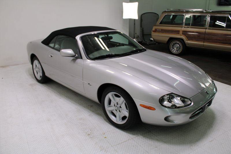 Used 1999 Jaguar XK8 Convertible RWD image 14