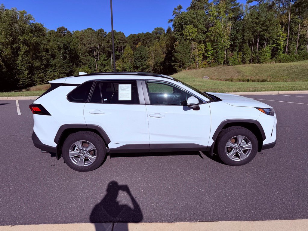 Used 2025 Toyota RAV4 XLE w/ Convenience Package AWD/4WD image 14