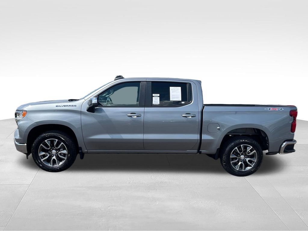 Used 2023 Chevrolet Silverado 1500 LT AWD/4WD image 2