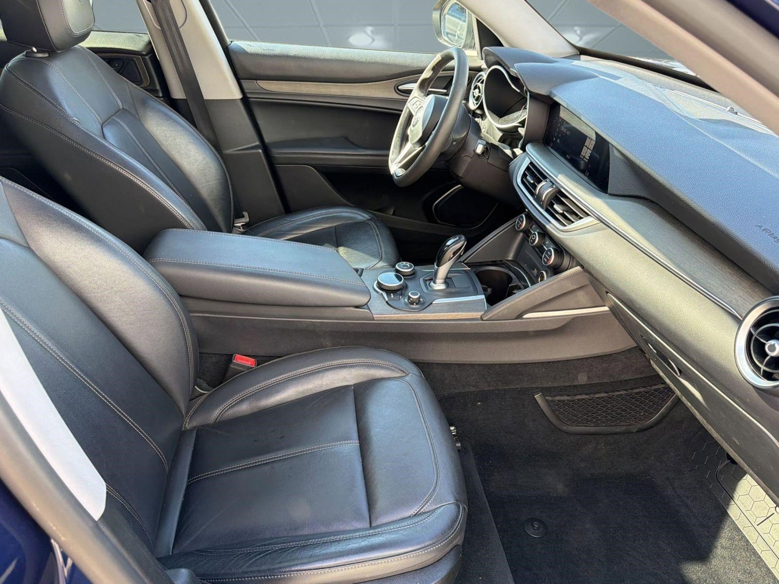 Used 2018 Alfa Romeo Stelvio Ti image 29