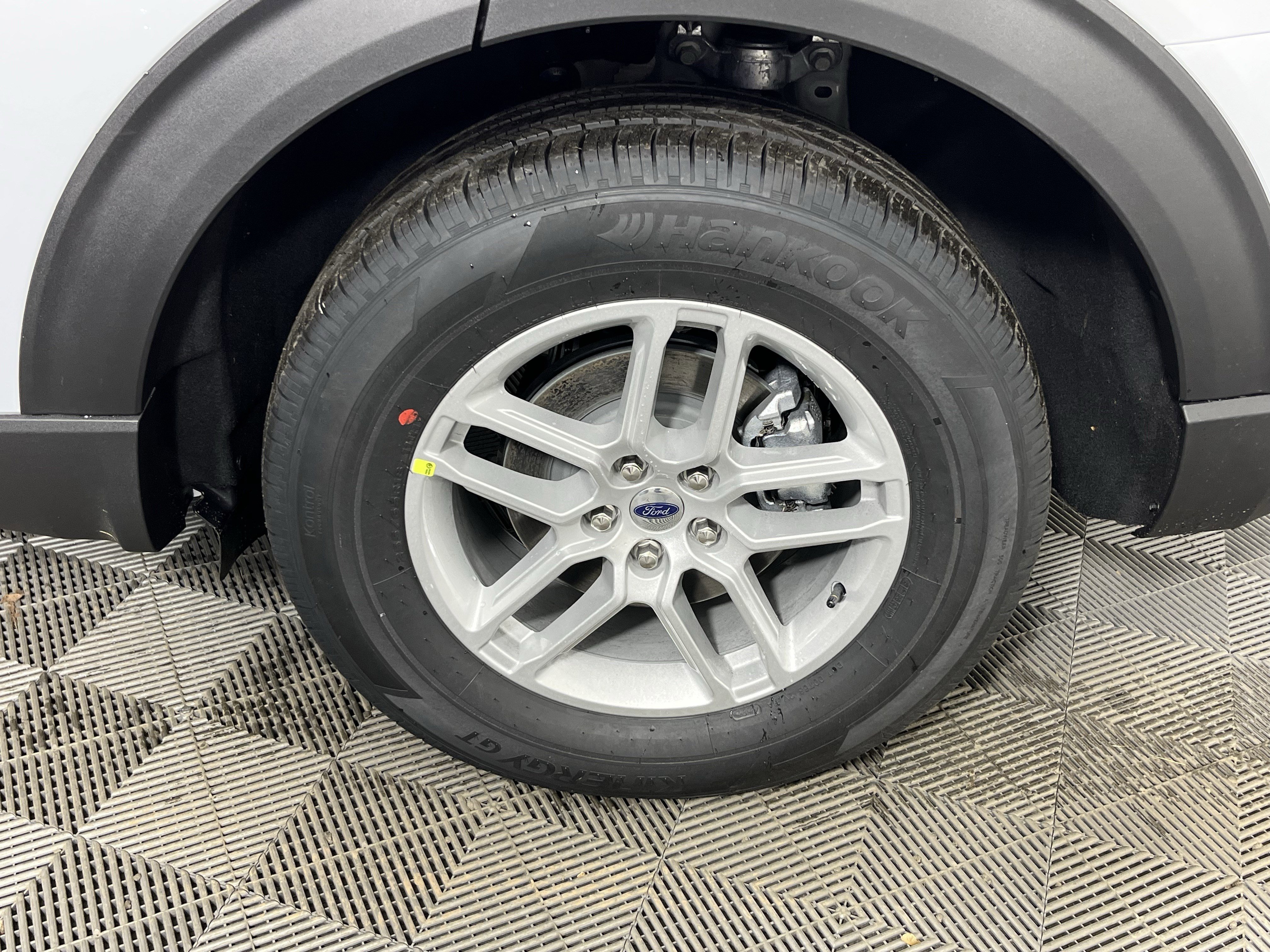 New 2026 Ford Explorer Active image 20