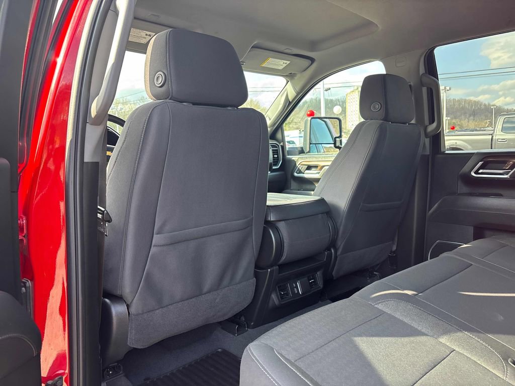 Used 2025 Chevrolet Silverado 2500 LT w/ Safety Package AWD/4WD image 24