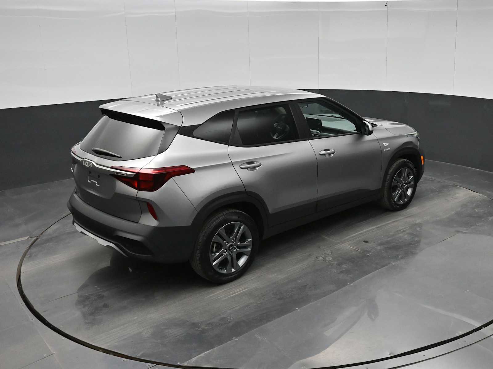 Used 2022 Kia Seltos LX AWD/4WD image 31