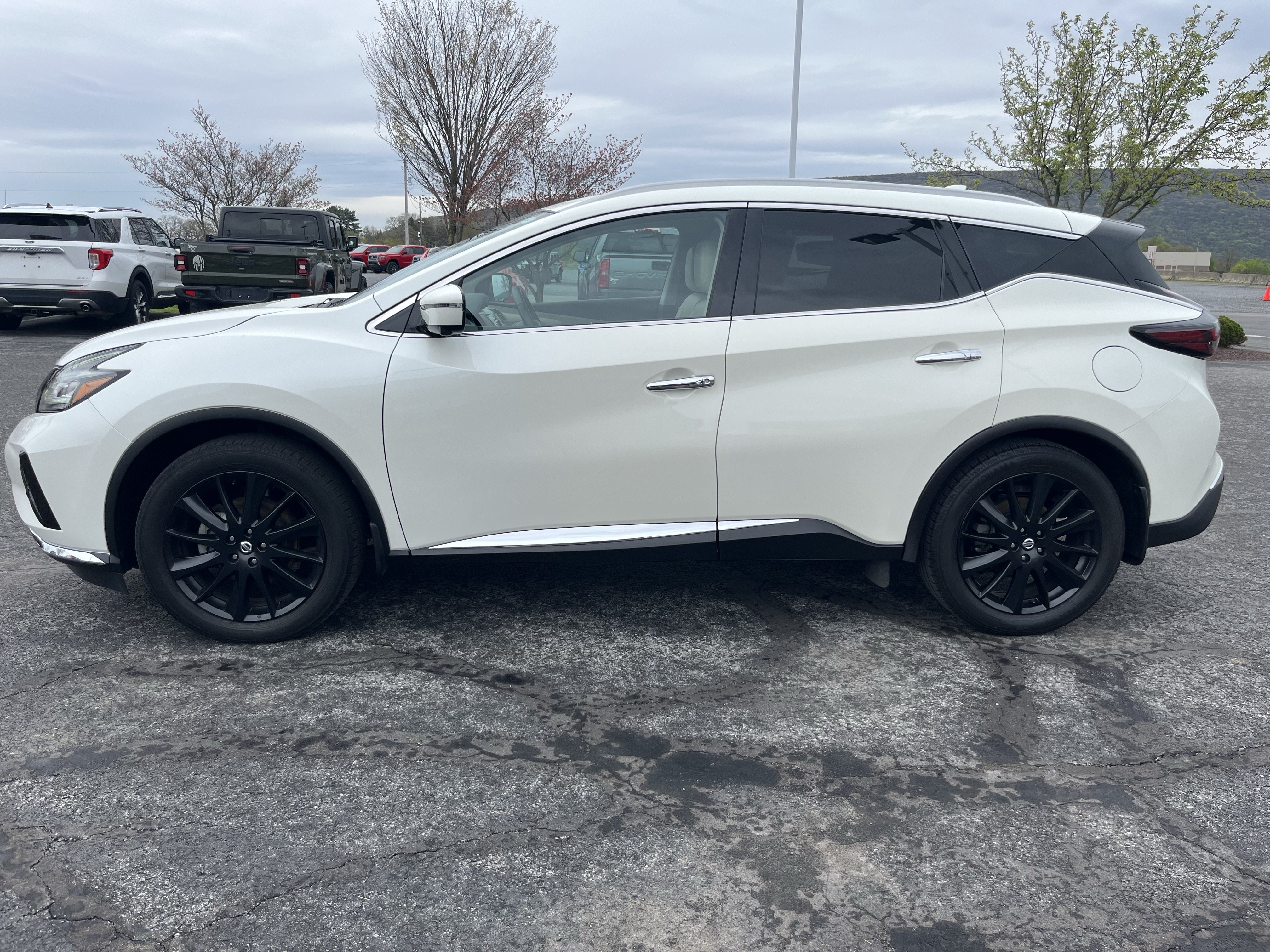 Used 2020 Nissan Murano SL w/ Moonroof Package AWD/4WD image 8