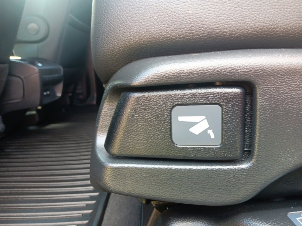 Used 2025 Honda Odyssey Sport-L image 18