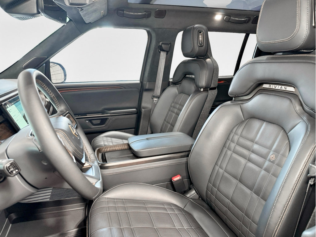Used 2026 Rivian R1S Premium AWD/4WD image 16