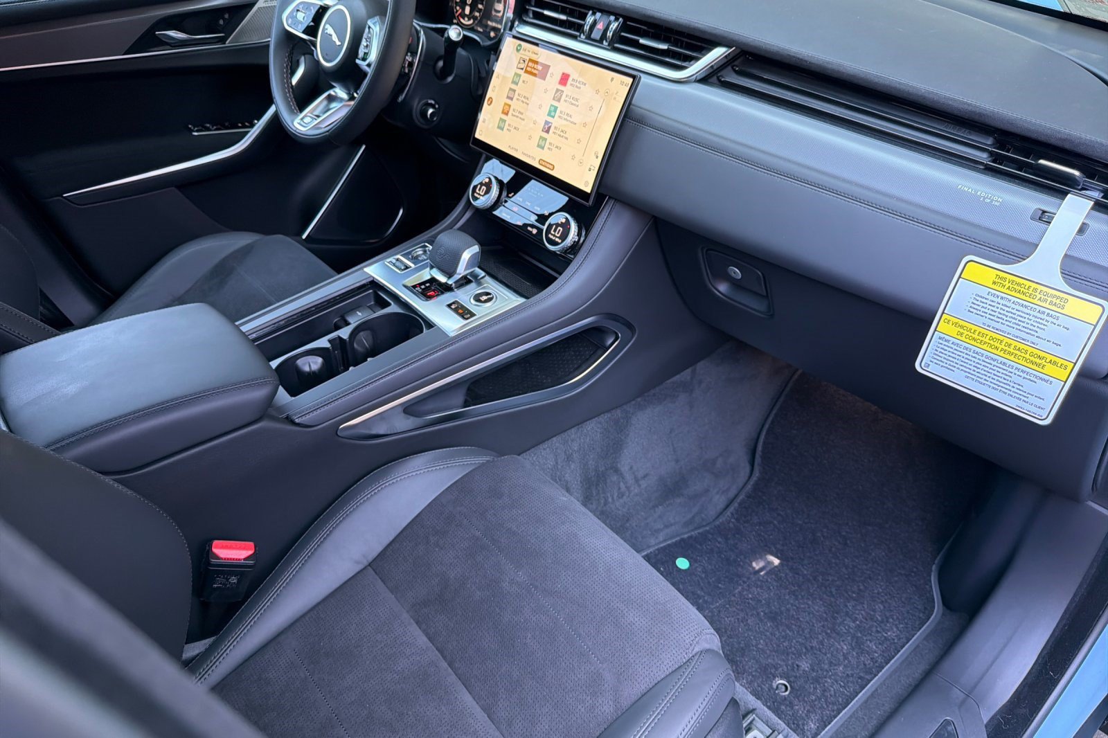 New 2026 Jaguar F-PACE SVR 575 Edition AWD/4WD image 28