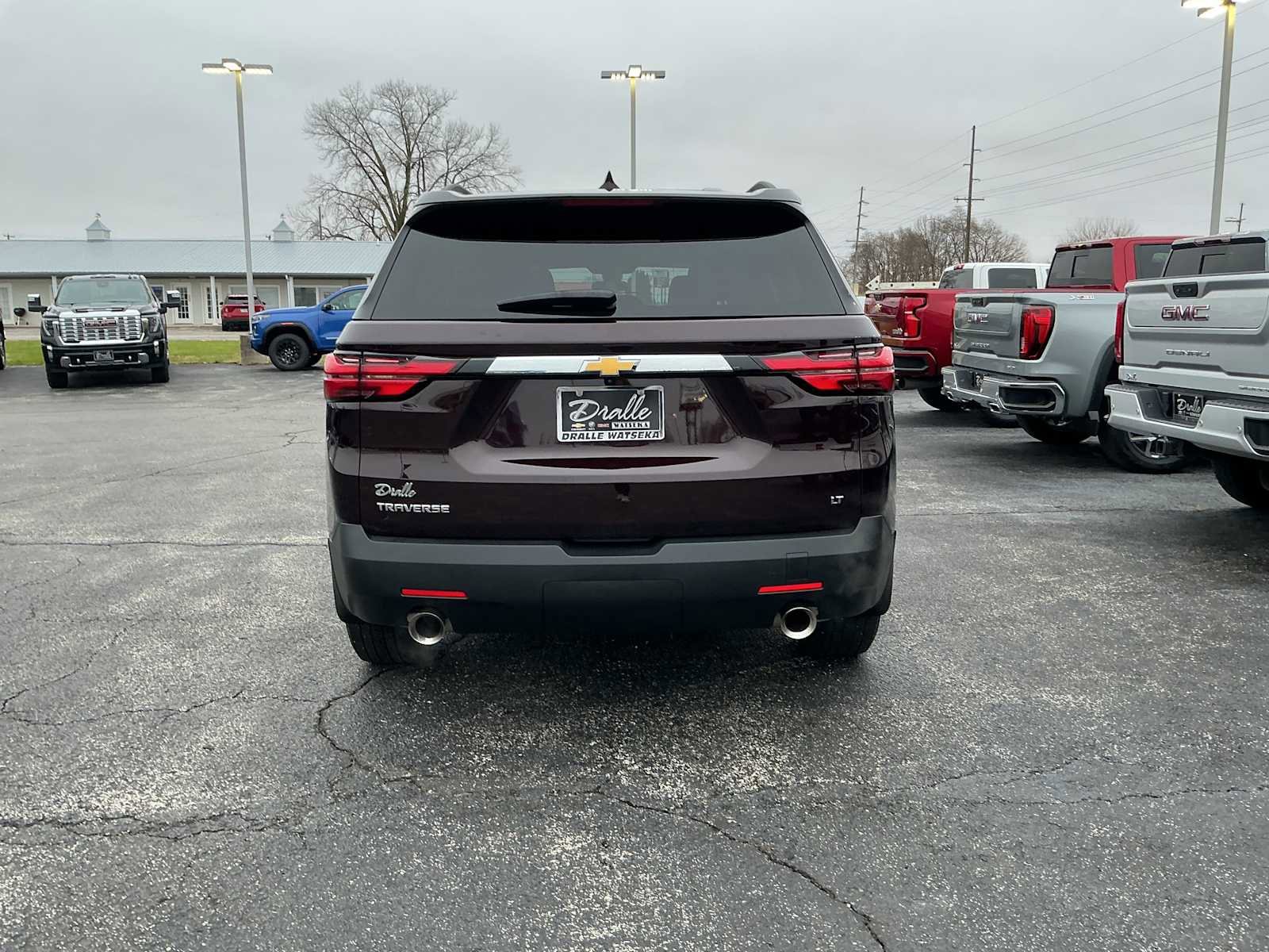 Used 2023 Chevrolet Traverse LT image 6