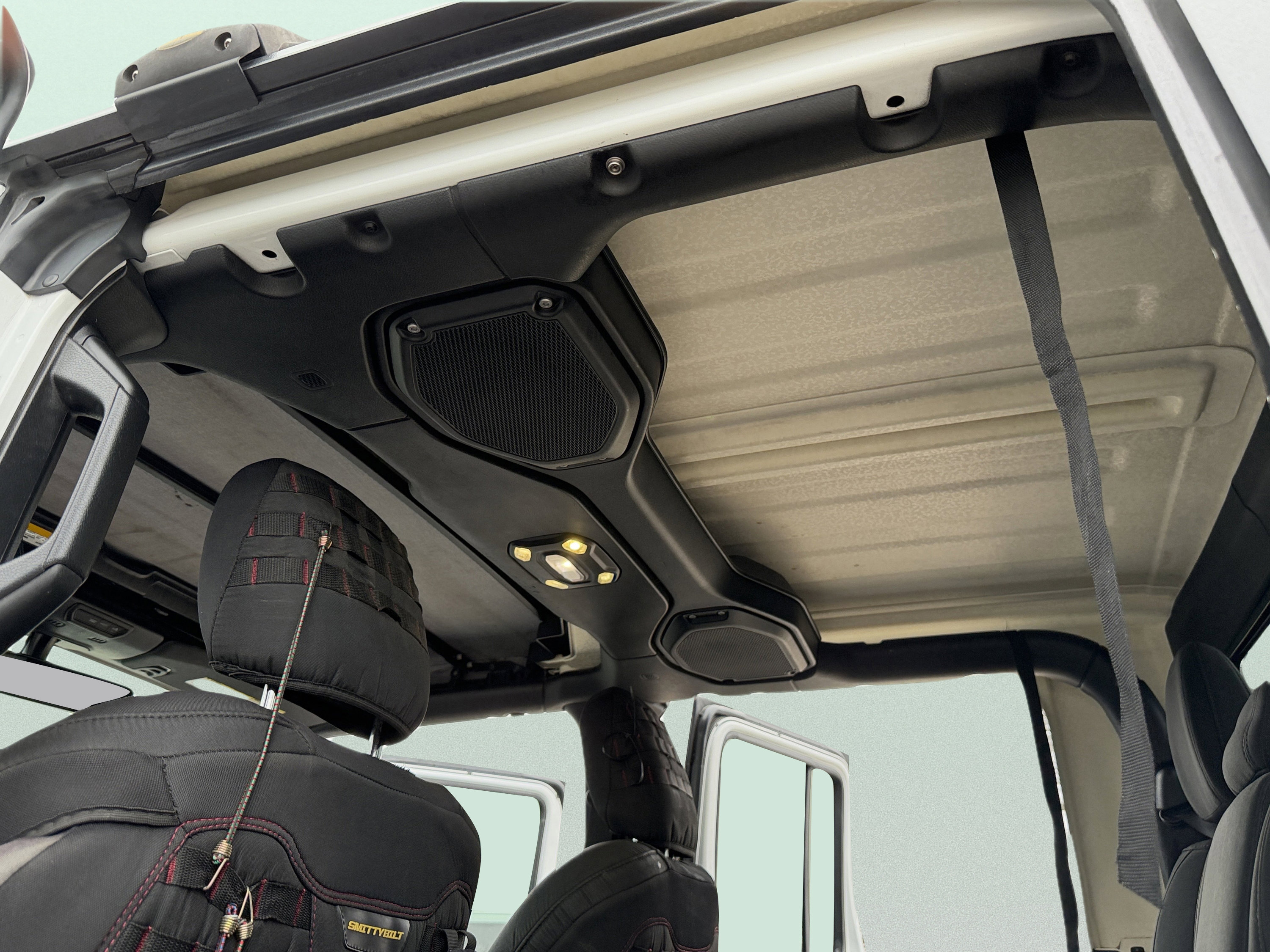 Used 2020 Jeep Gladiator Overland image 34