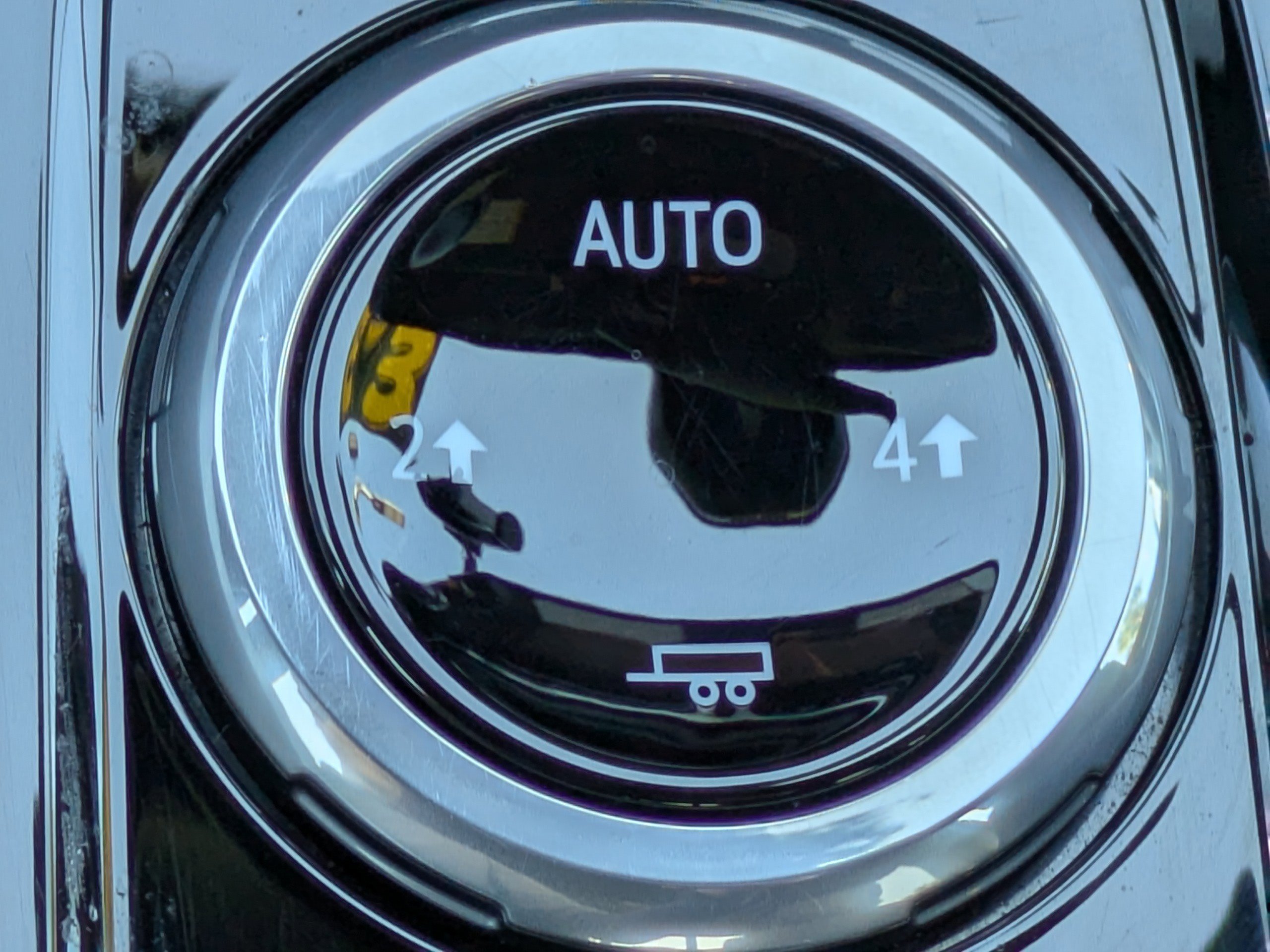 Used 2023 Chevrolet Colorado LT w/ LT Convenience Package II image 26