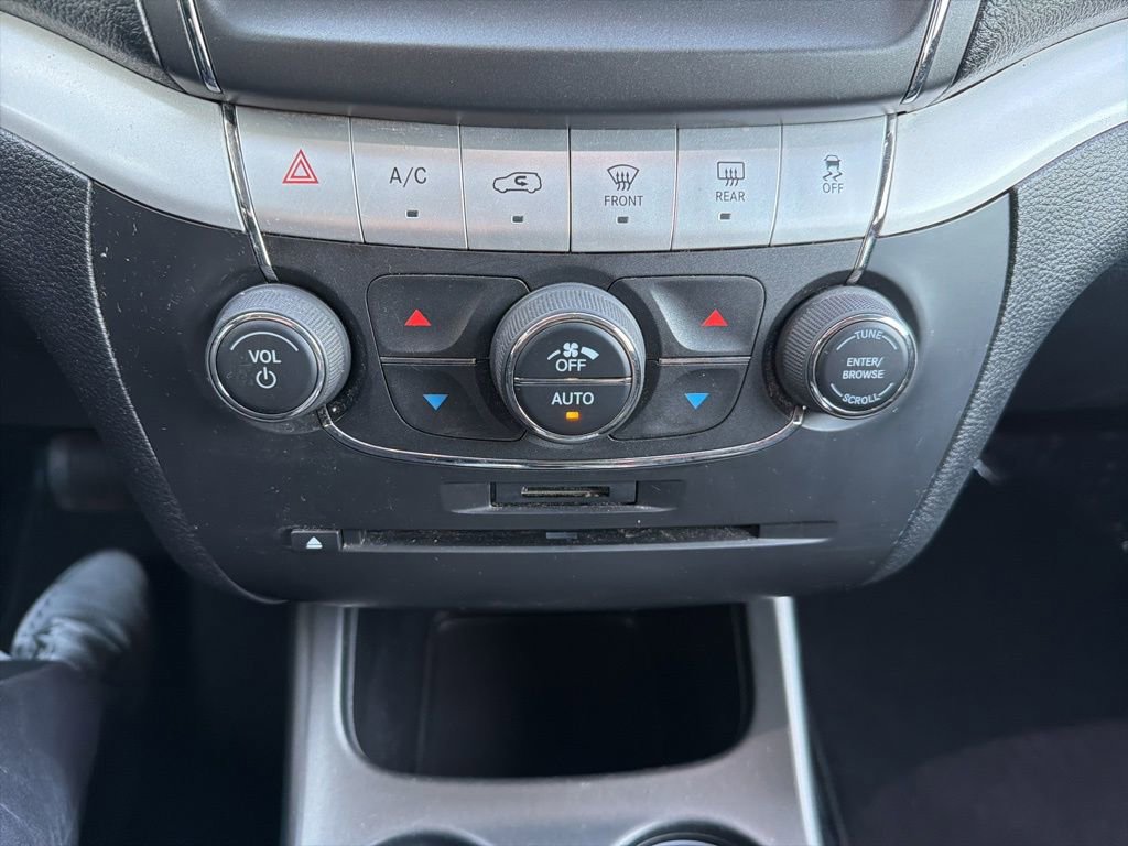 Used 2019 Dodge Journey SE FWD image 50