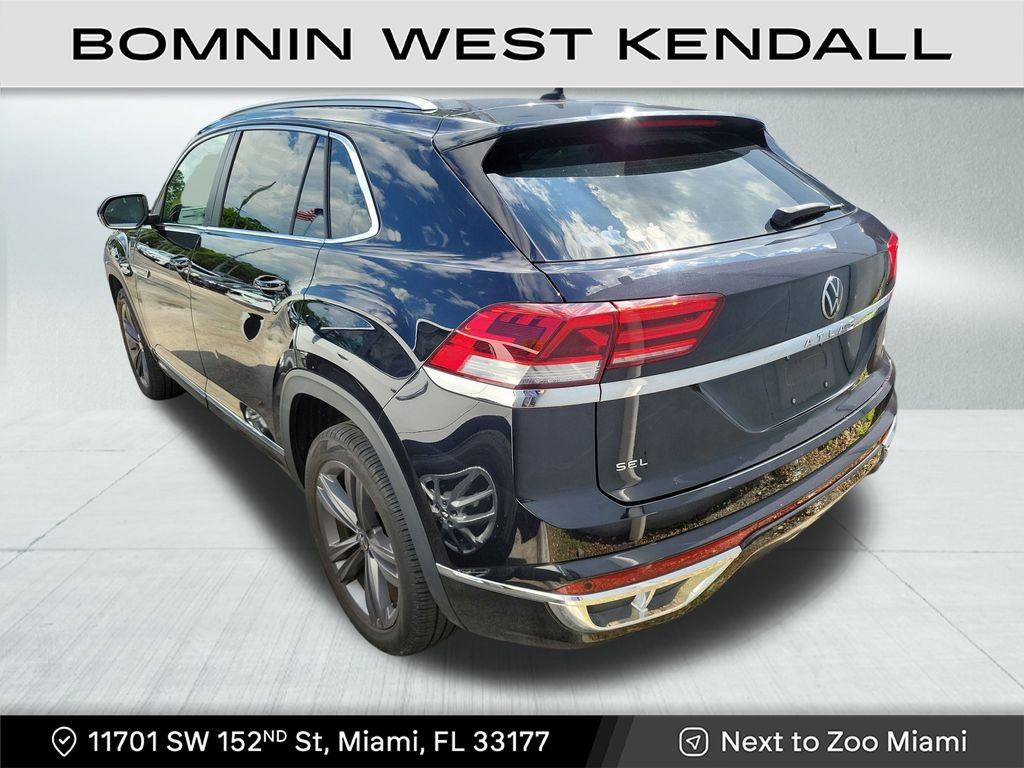 Used 2022 Volkswagen Atlas Cross Sport SEL R-Line image 3