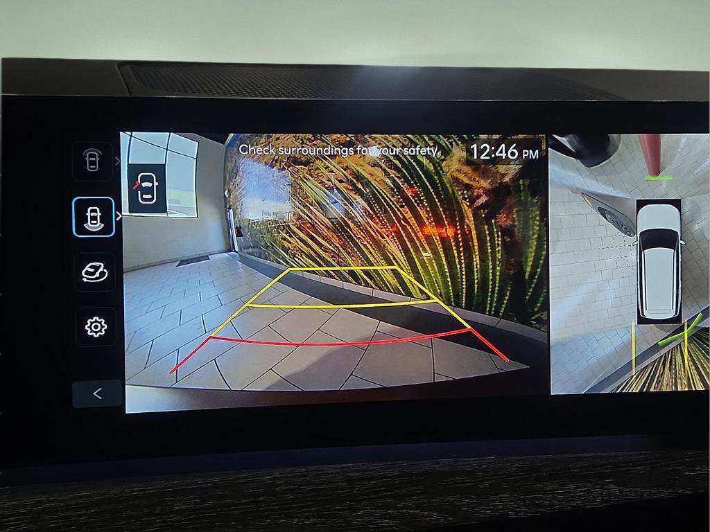 Used 2024 Hyundai Santa Fe Calligraphy image 23