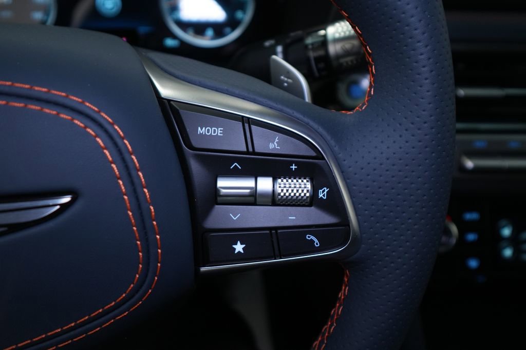 New 2026 Genesis G70 3.3T Prestige image 40