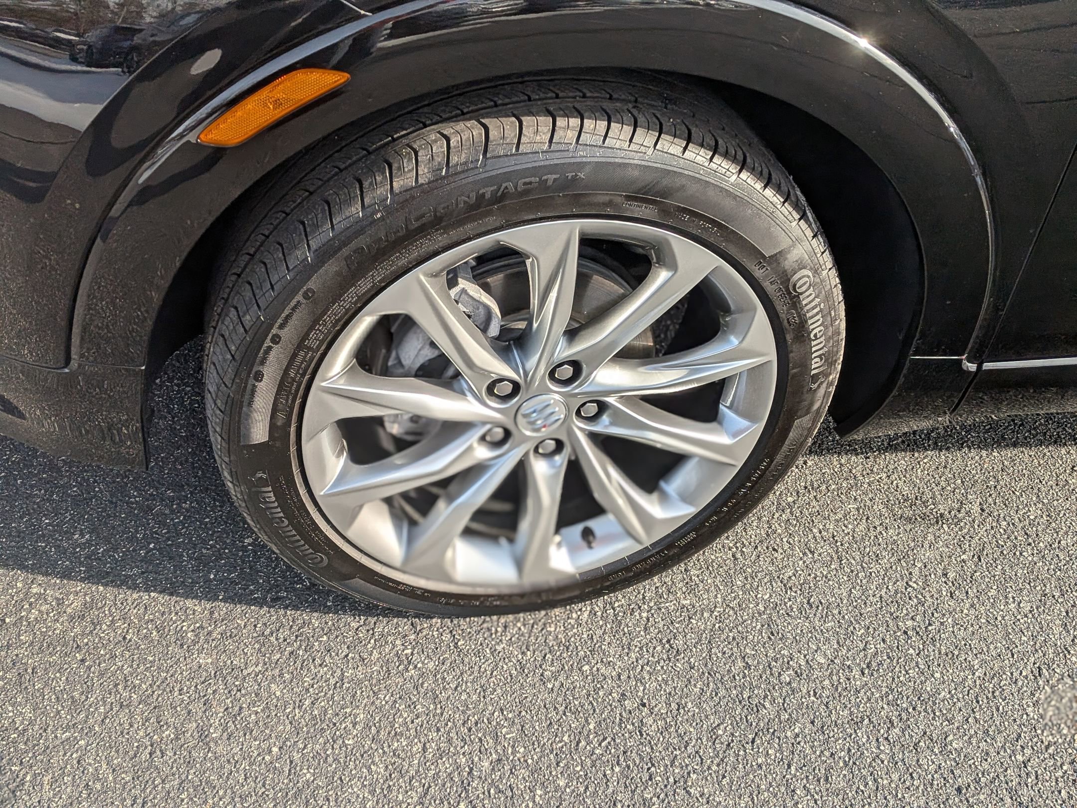 Certified 2024 Buick Encore GX Avenir w/ Avenir Convenience Package image 13