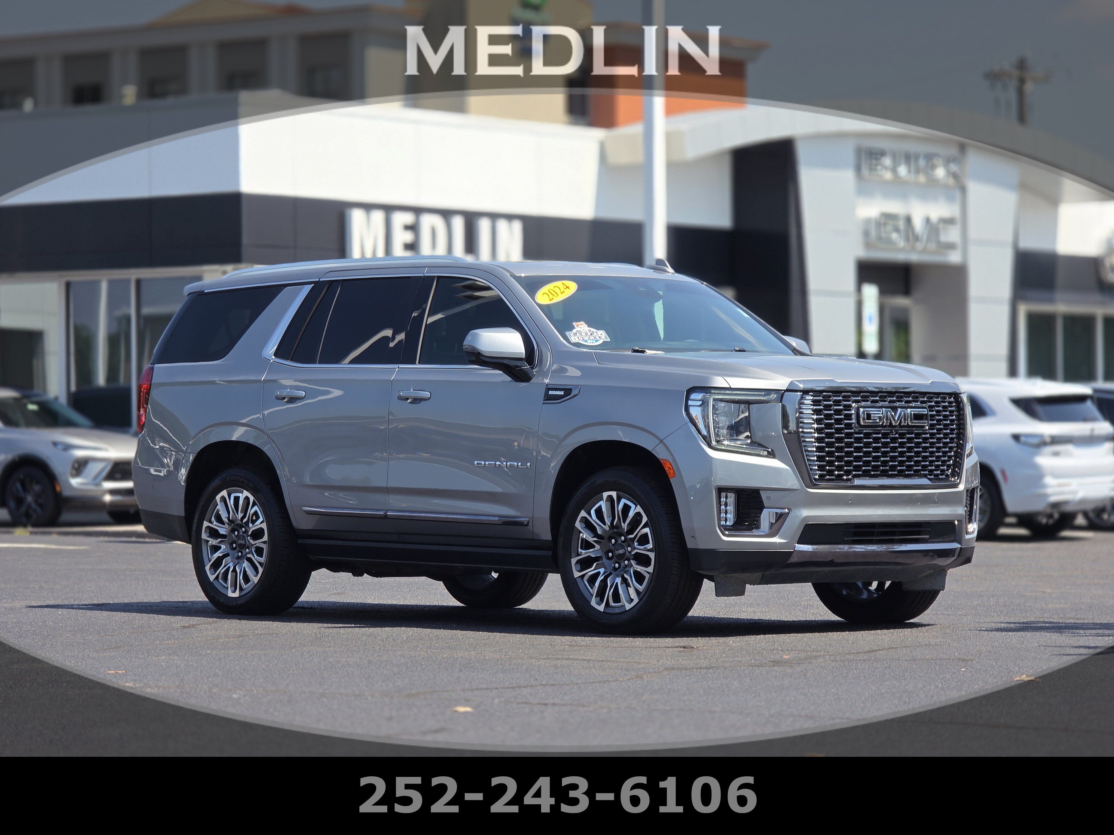 Used 2024 GMC Yukon Denali Ultimate AWD/4WD image 1