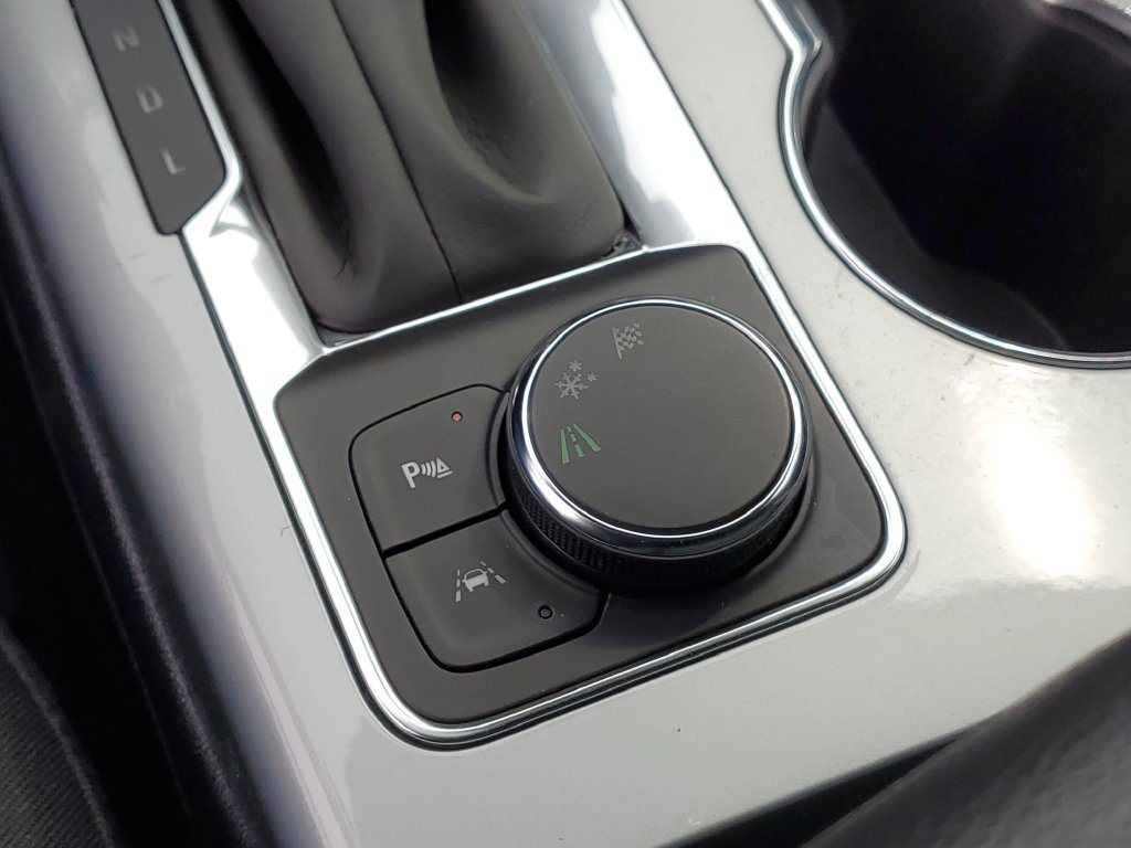 Used 2024 Chevrolet Blazer LT w/ Convenience Package FWD image 18