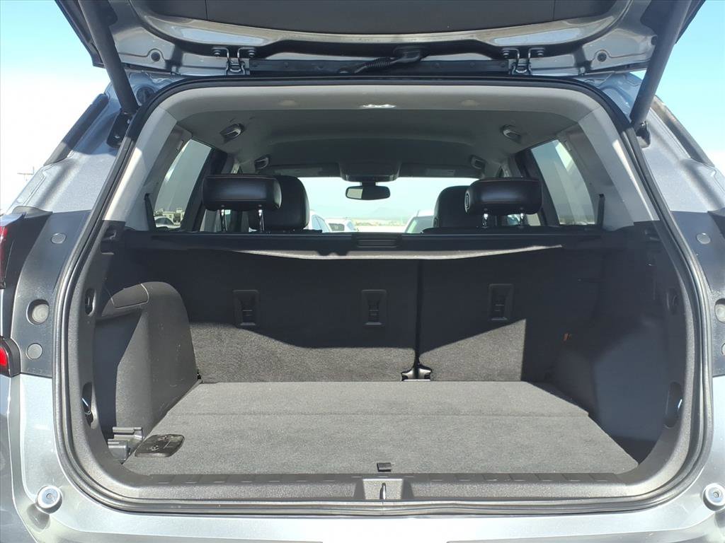 Used 2019 GMC Terrain SLT w/ Preferred Package image 16