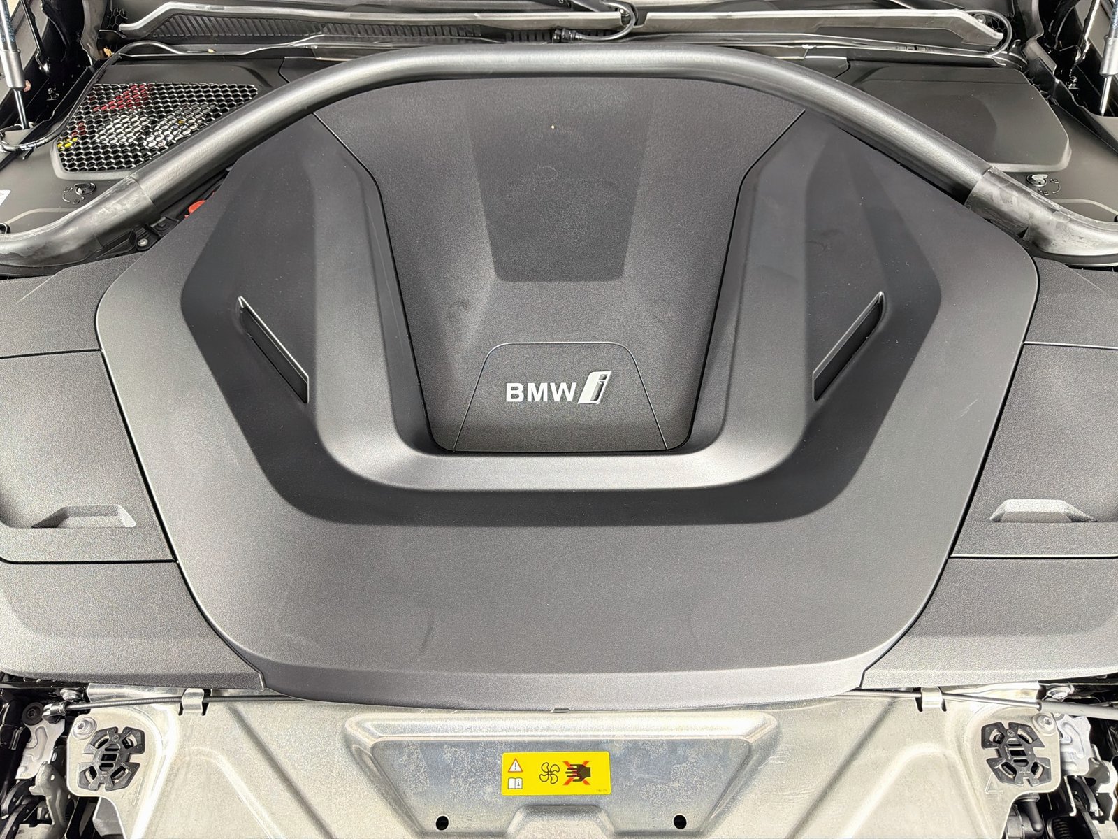 Certified 2023 BMW i4 eDrive40 w/ Premium Package RWD image 31