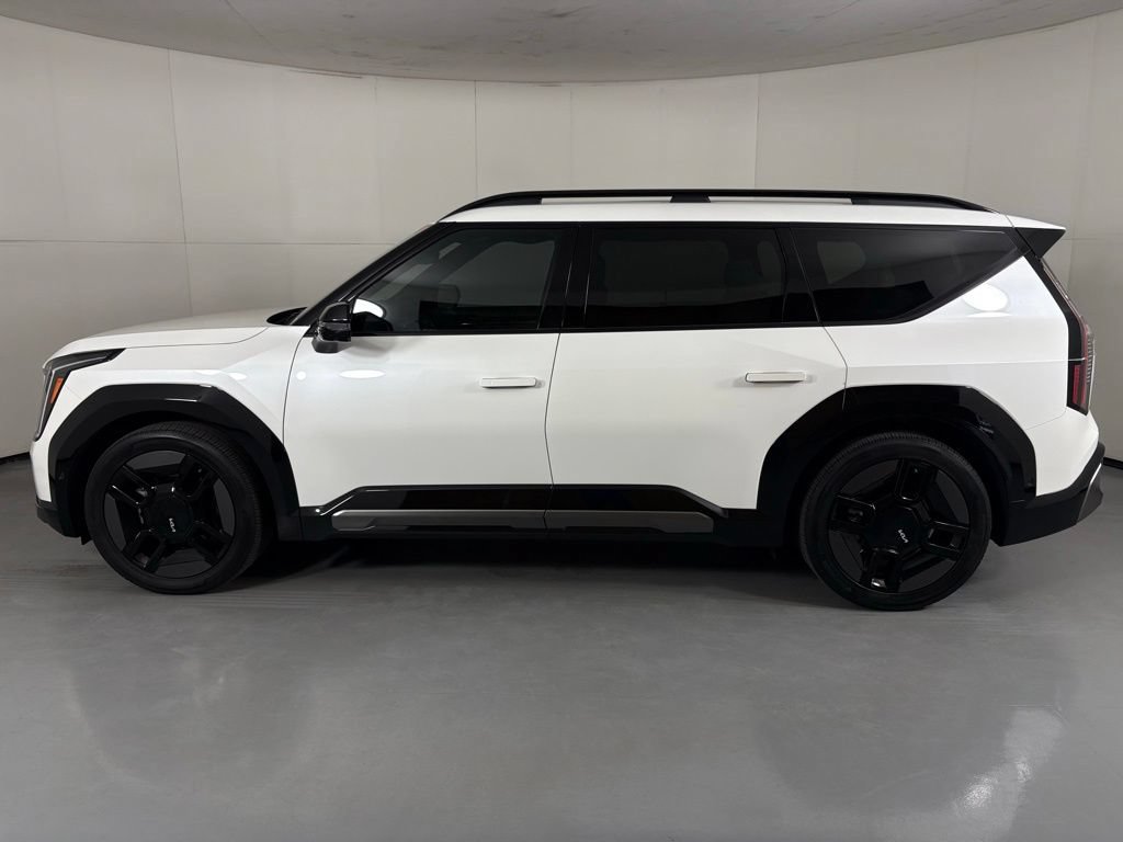 Used 2024 Kia EV9 GT-Line AWD/4WD image 5