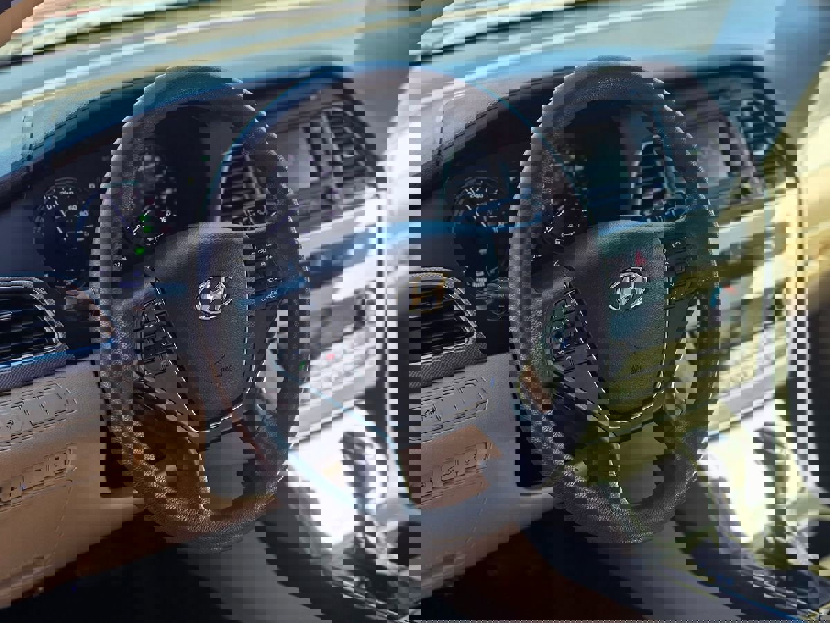 Used 2016 Hyundai Sonata SE image 20