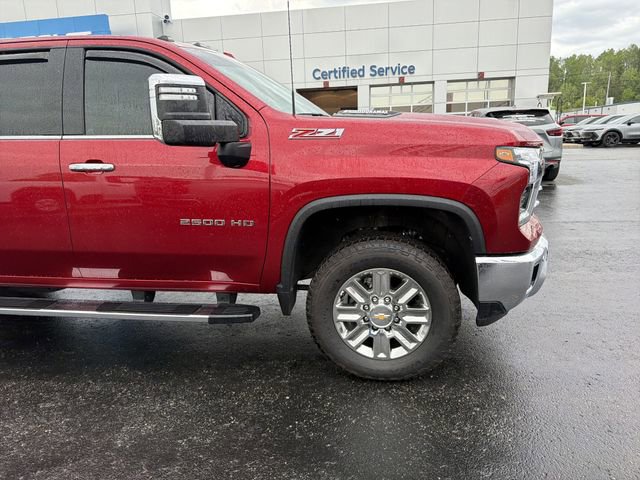 Used 2026 Chevrolet Silverado 2500 LTZ w/ LTZ Convenience Package AWD/4WD image 2