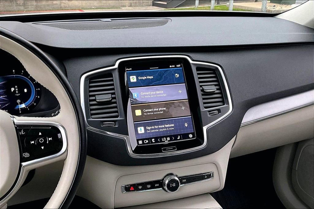 Used 2023 Volvo XC90 B5 Core w/ Climate Package image 9