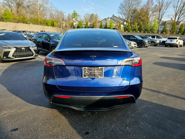 Used 2023 Tesla Model Y Performance image 8