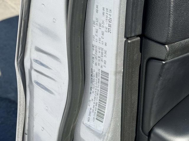 Used 2020 Jeep Grand Cherokee Limited image 25