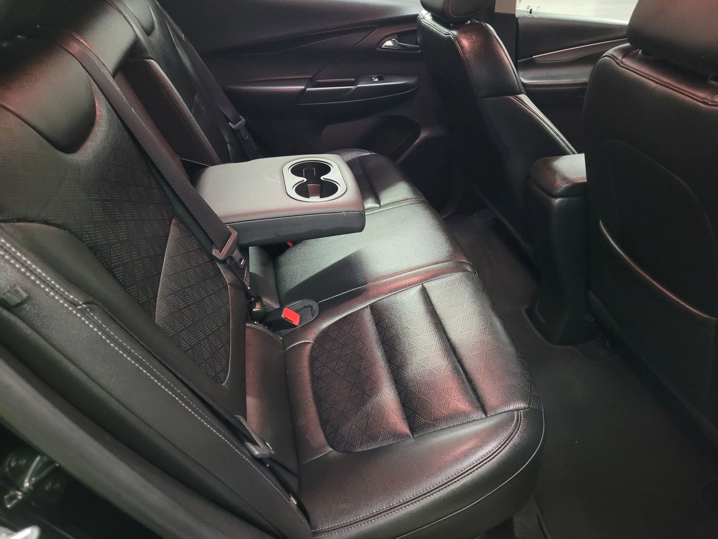 Used 2023 Chevrolet Bolt LT image 30