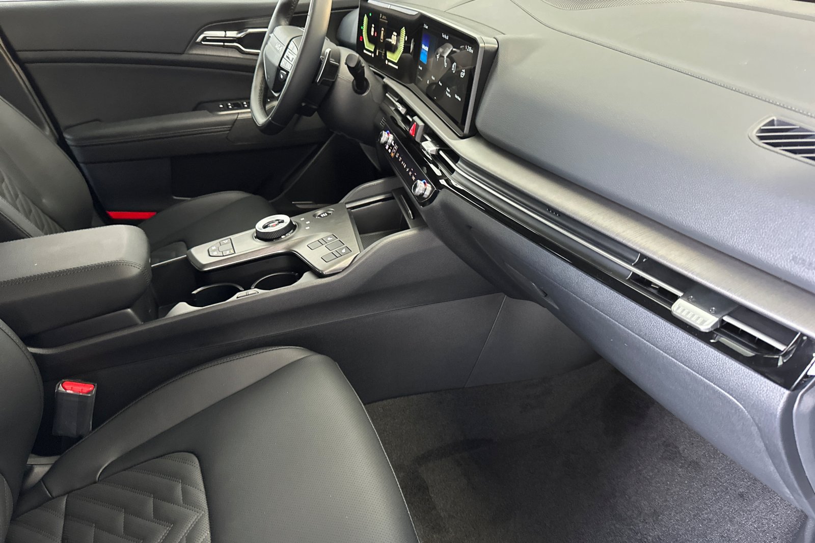 New 2026 Kia Sportage X-Line AWD/4WD image 16
