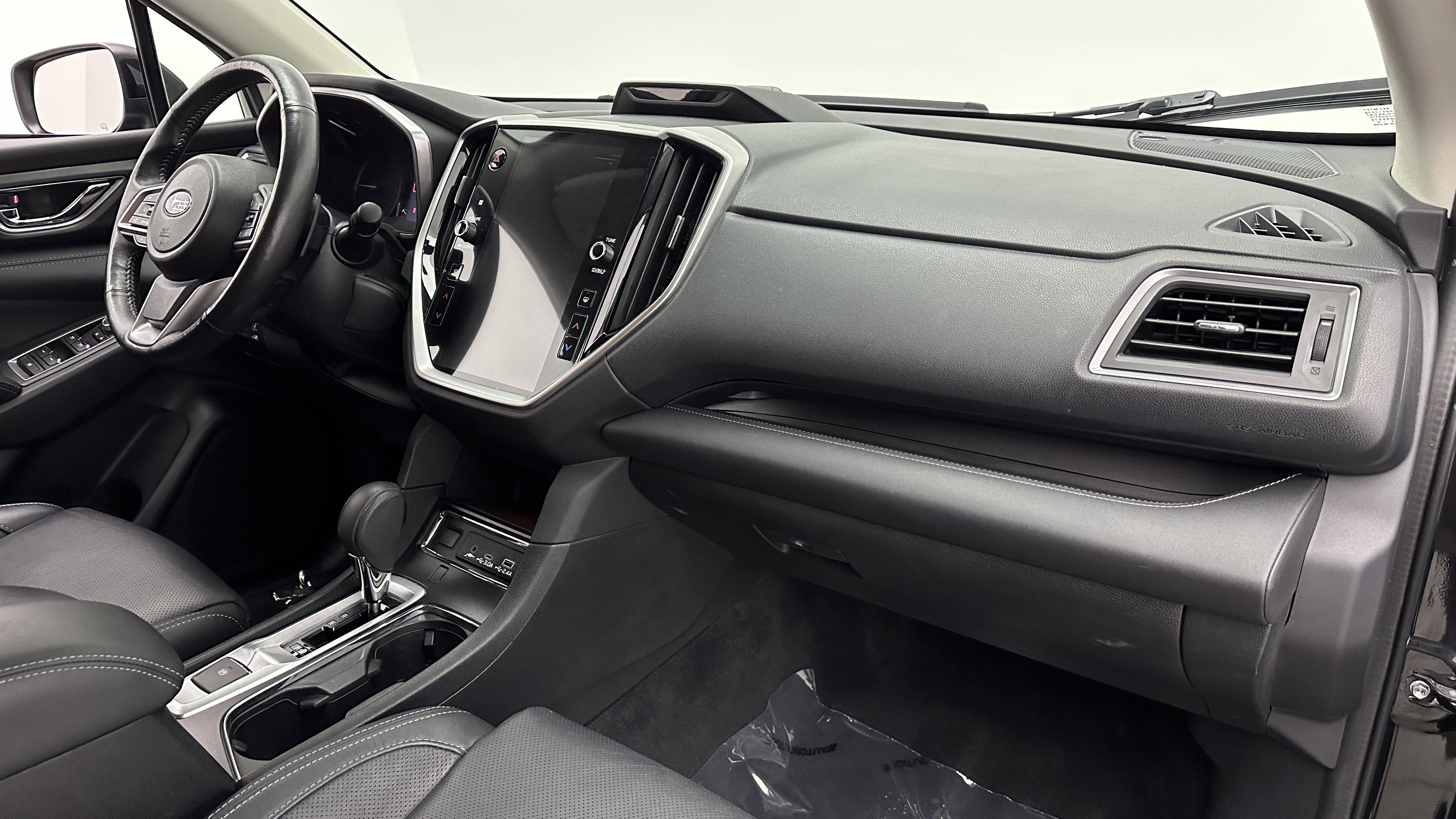 Used 2023 Subaru Ascent Limited image 38