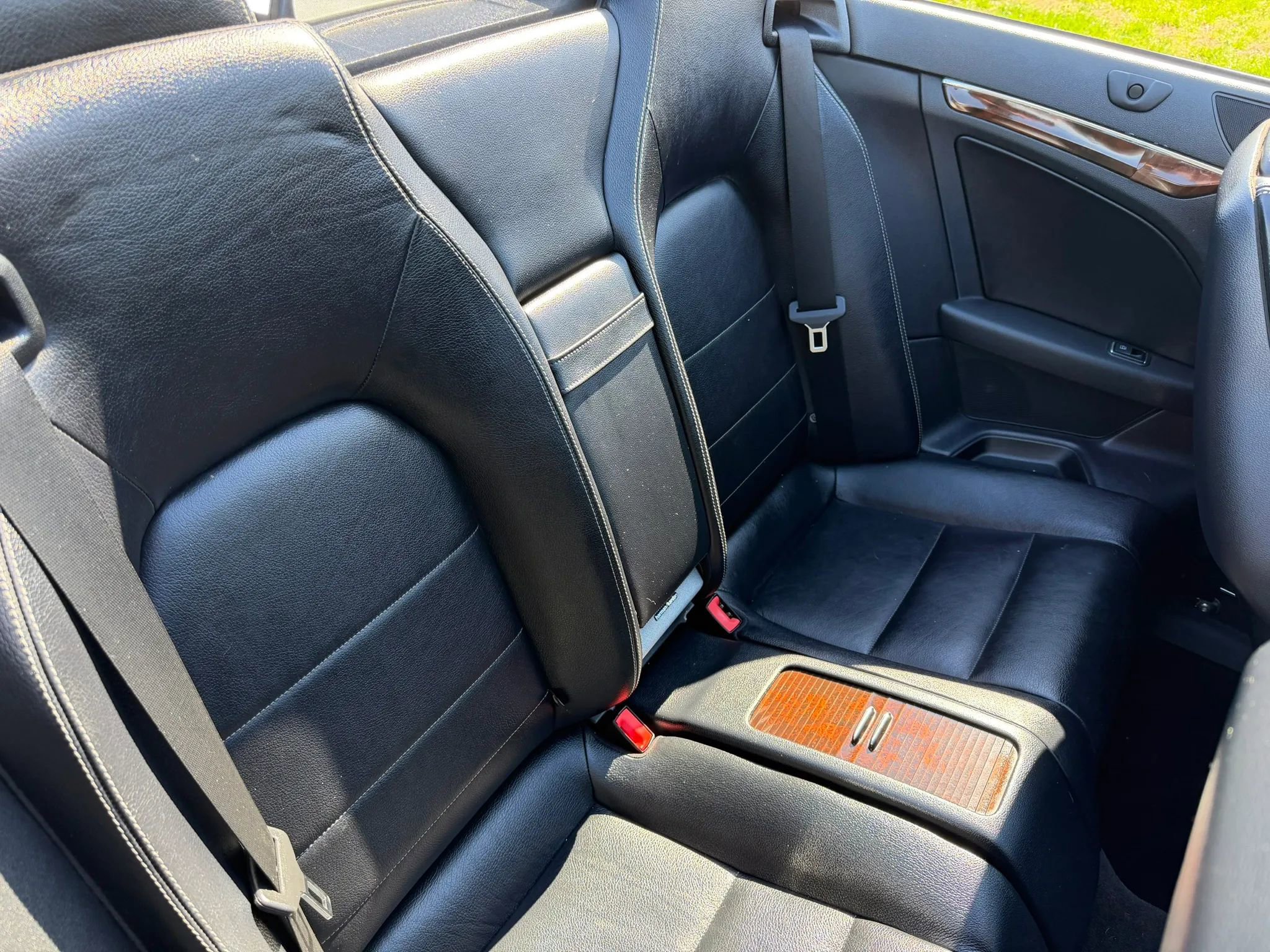 Used 2011 Mercedes-Benz E 350 Cabriolet image 25