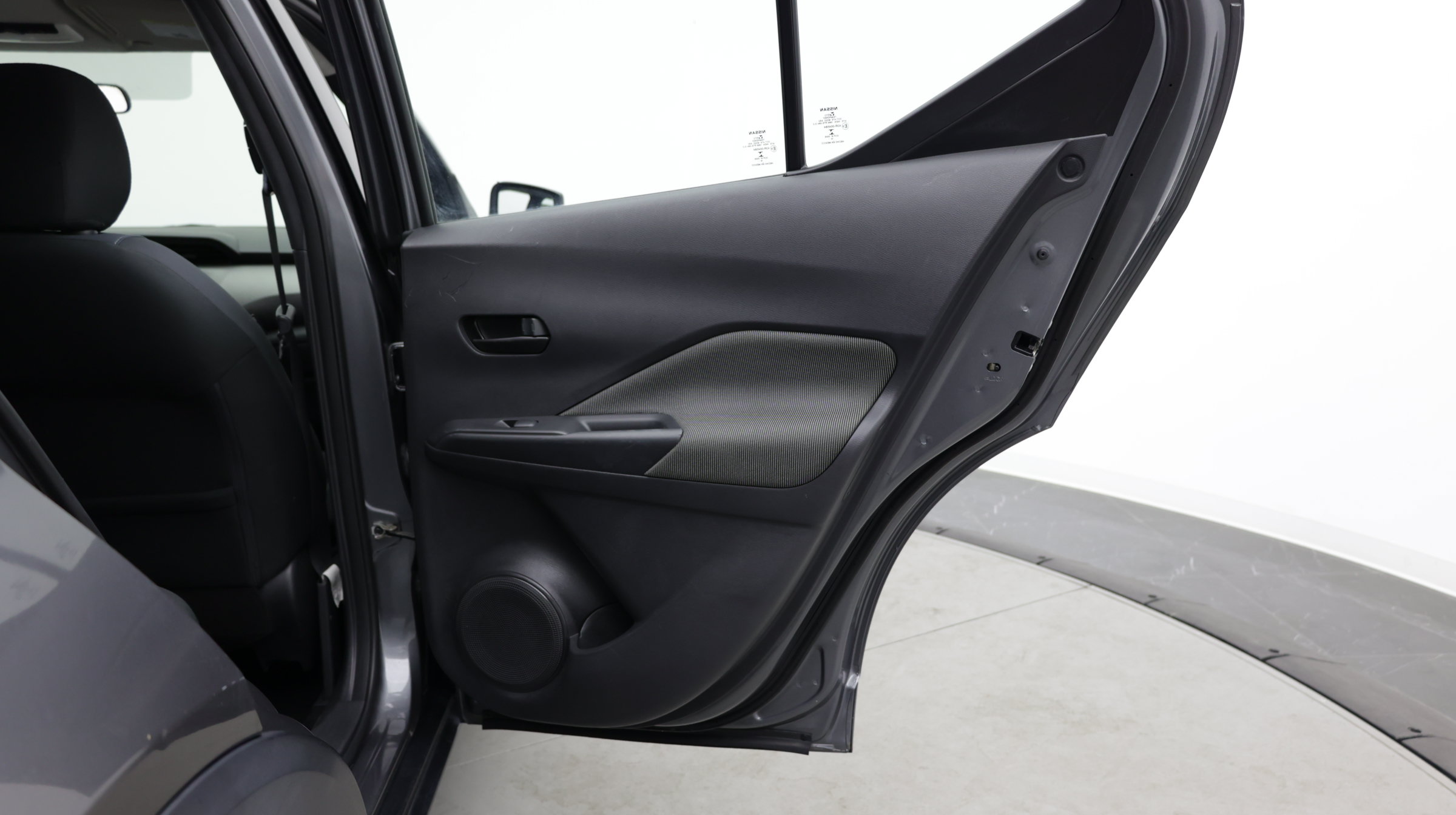 Used 2019 Nissan Kicks S FWD image 31
