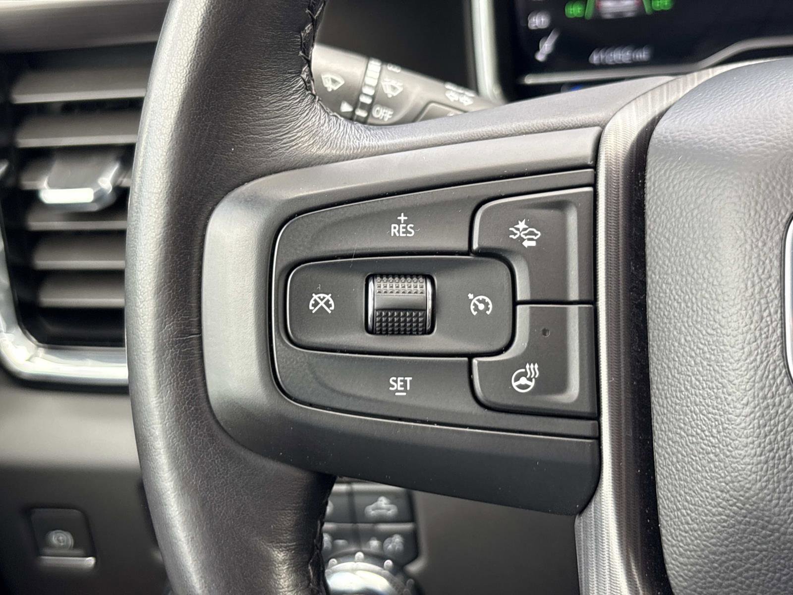 Certified 2024 GMC Sierra 2500 Denali Ultimate AWD/4WD image 20