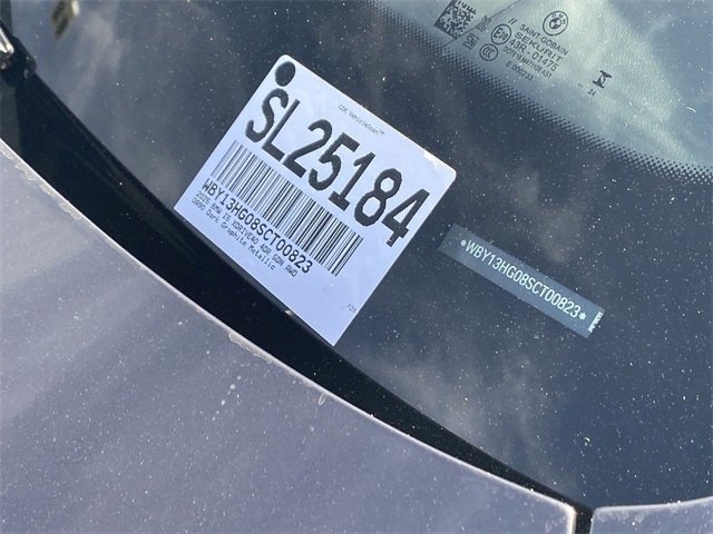 Certified 2025 BMW i5 xDrive40 w/ Premium Package image 33