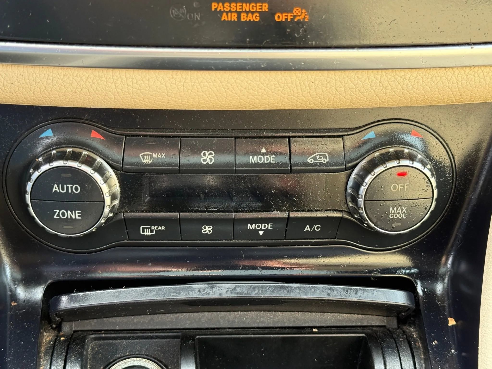 Used 2015 Mercedes-Benz CLA 250 4MATIC image 25