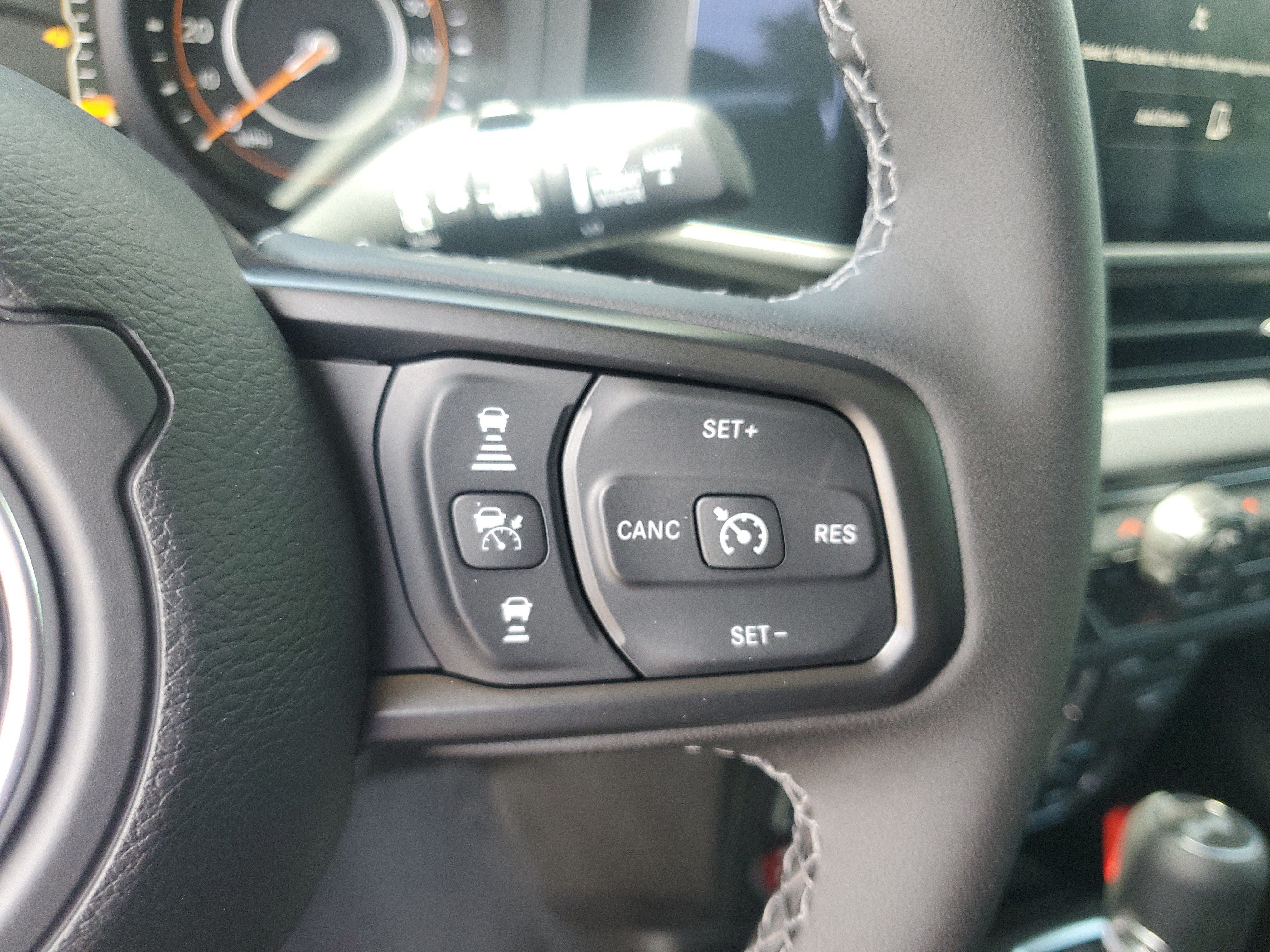 New 2026 Jeep Wrangler Unlimited Rubicon w/ Safety Group AWD/4WD image 15