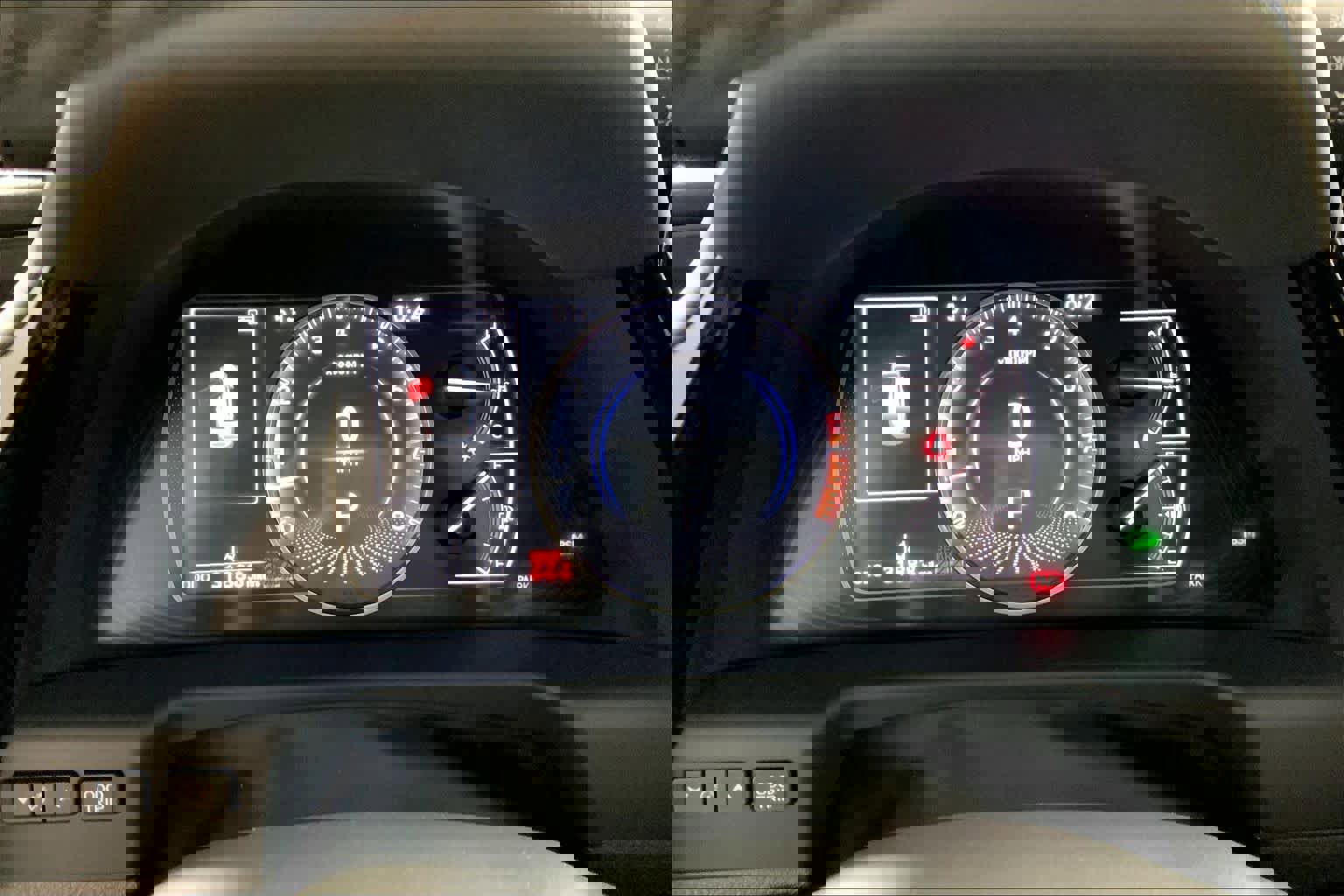 Certified 2024 Lexus ES 350 w/ Accessory Package (Z2) image 26