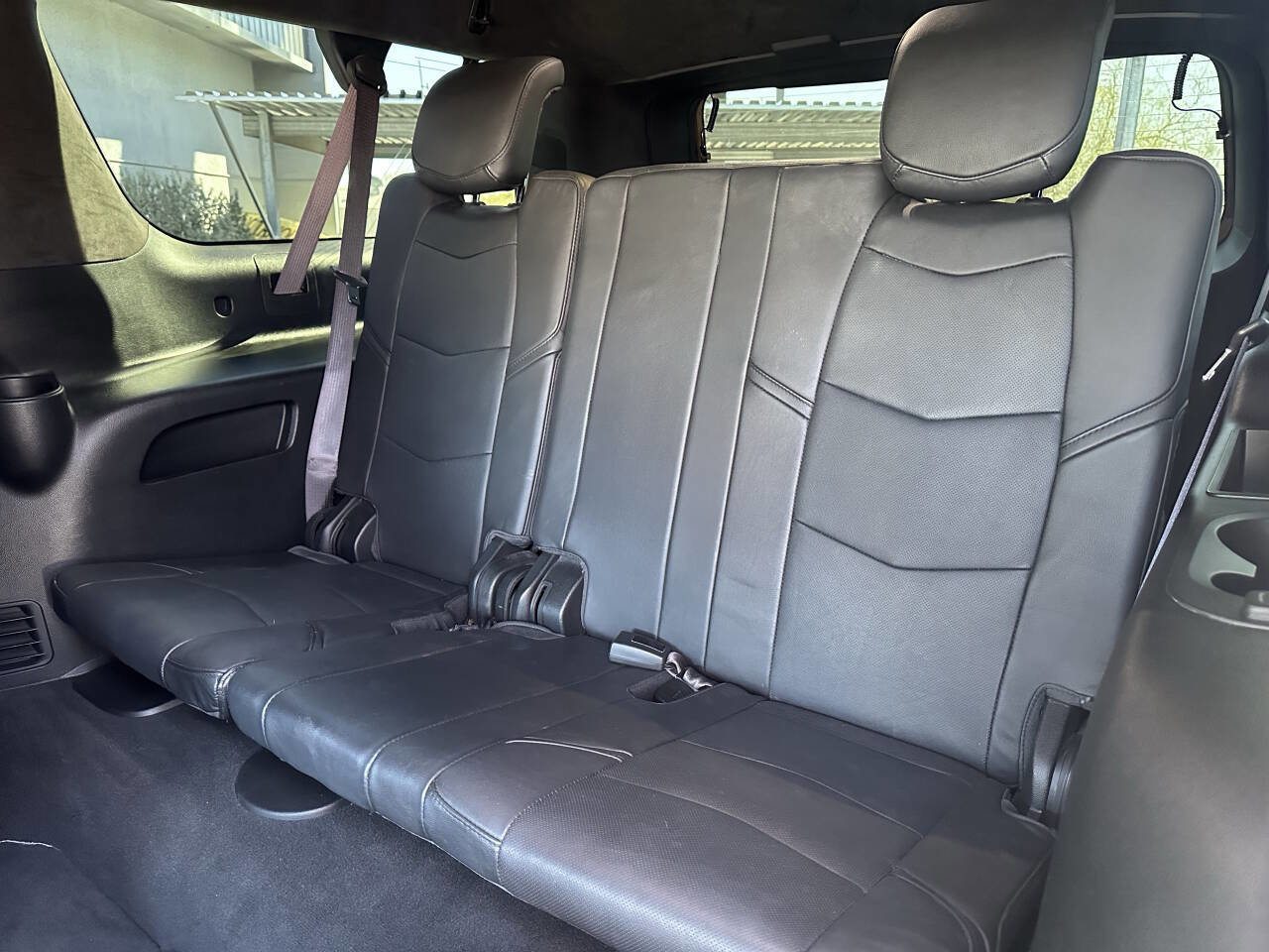 Used 2016 Cadillac Escalade ESV Platinum image 8