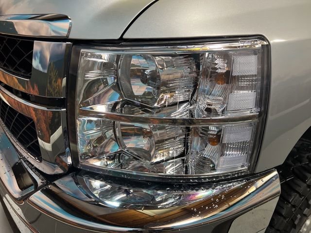 Used 2014 Chevrolet Silverado 2500 LTZ w/ LTZ Plus Package image 15