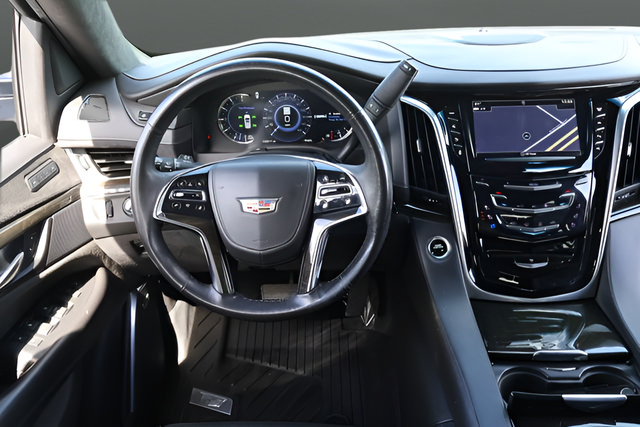 Used 2020 Cadillac Escalade Platinum AWD/4WD image 18