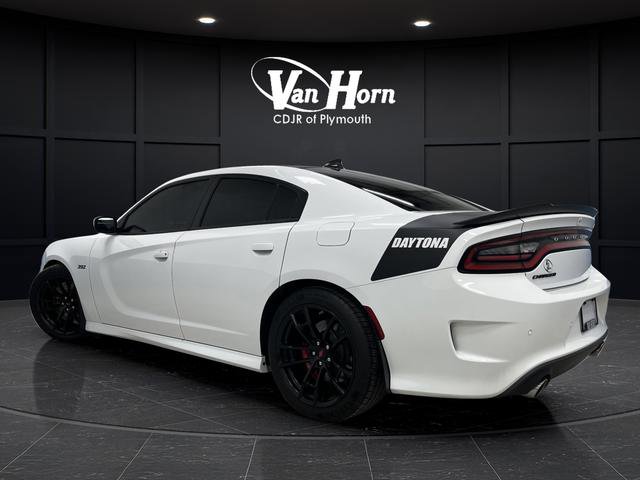 Used 2018 Dodge Charger R/T image 3