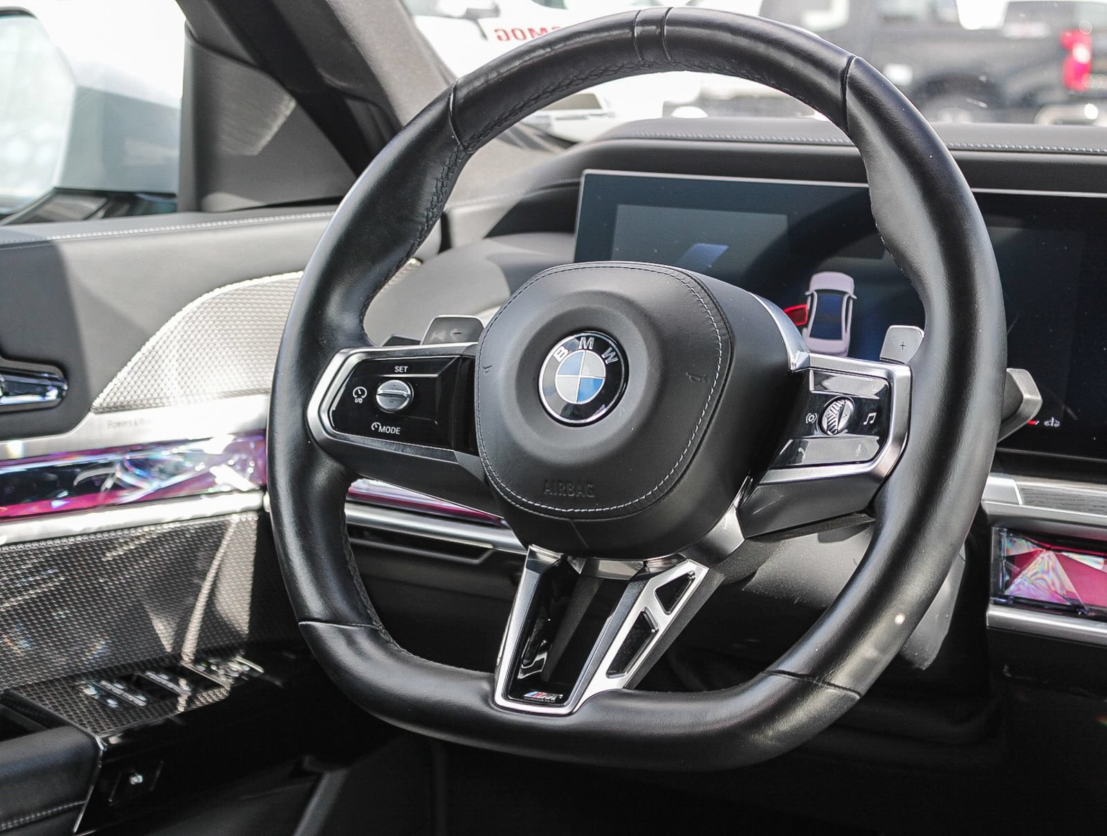 Used 2025 BMW 740i RWD image 15