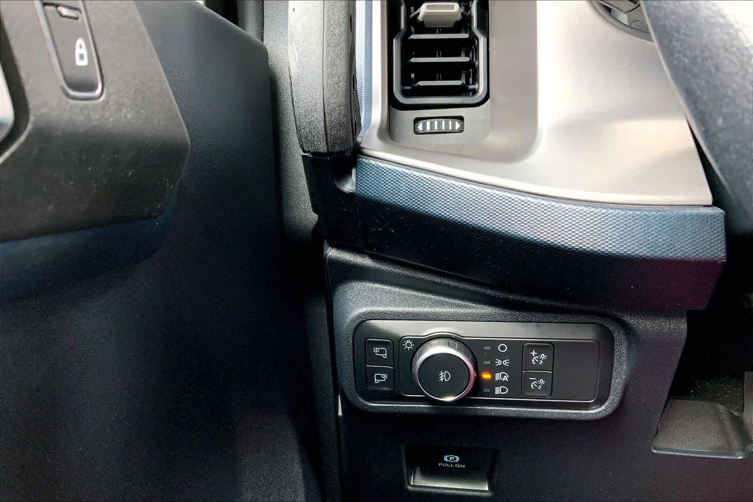 Used 2022 Ford Bronco Outer Banks AWD/4WD image 34