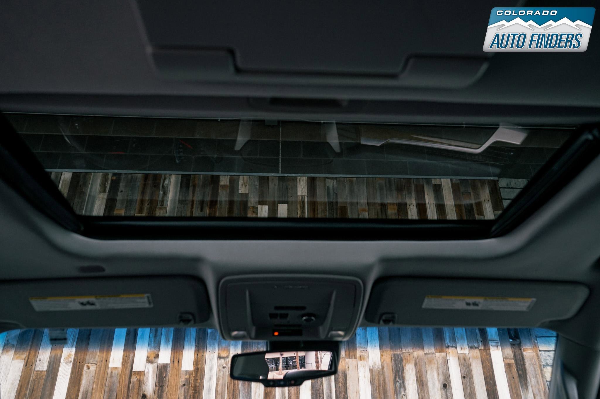 Used 2017 GMC Yukon XL Denali w/ Open Road Package image 27