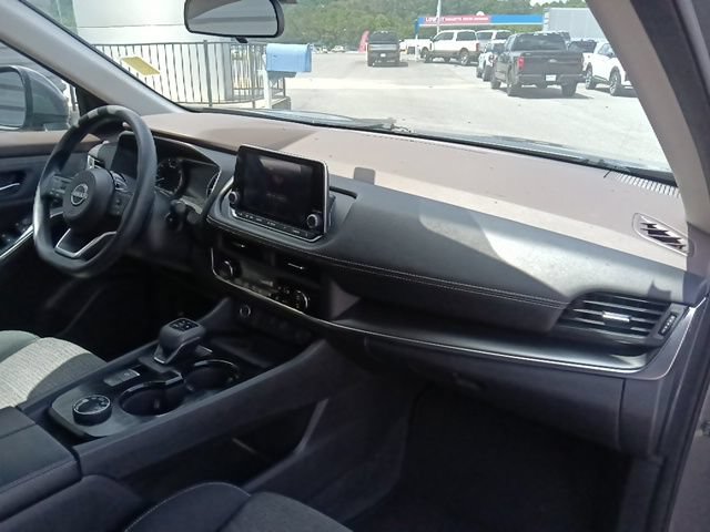 Used 2023 Nissan Rogue SV AWD/4WD image 32