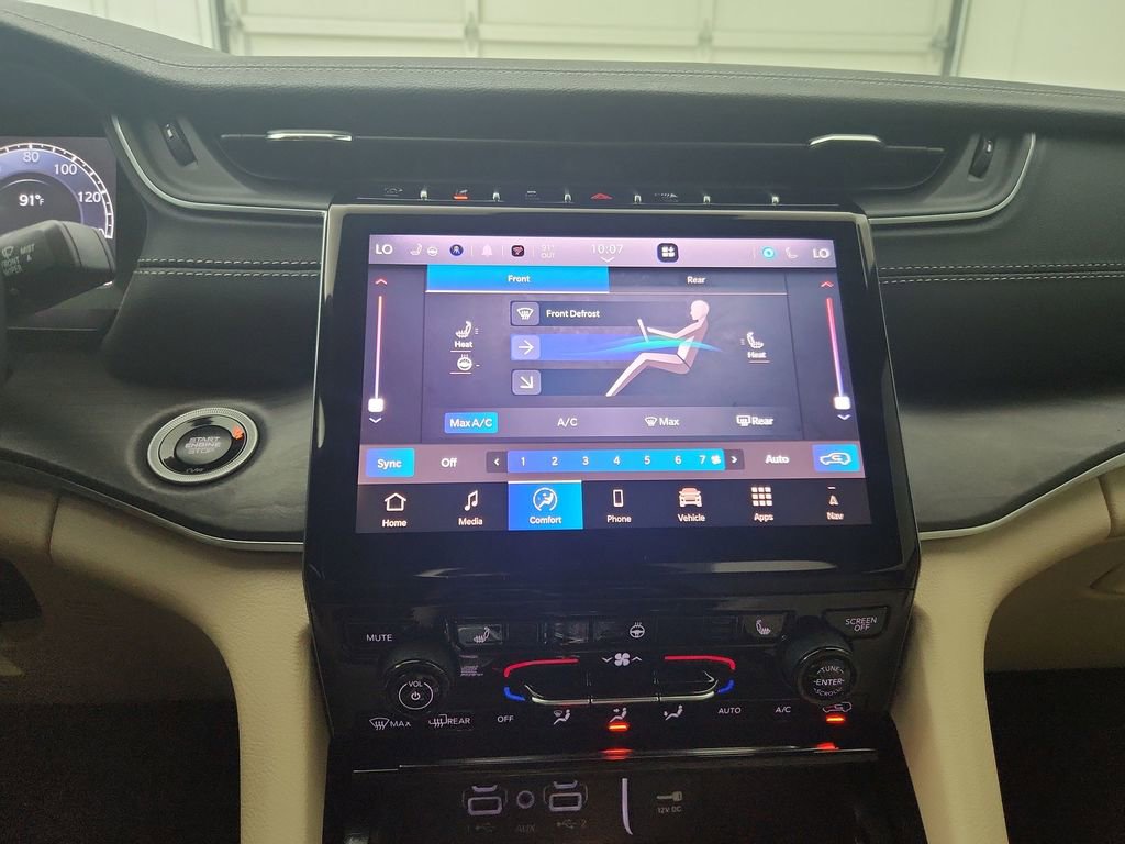 New 2025 Jeep Grand Cherokee L Limited w/ Trailer Tow Package image 28